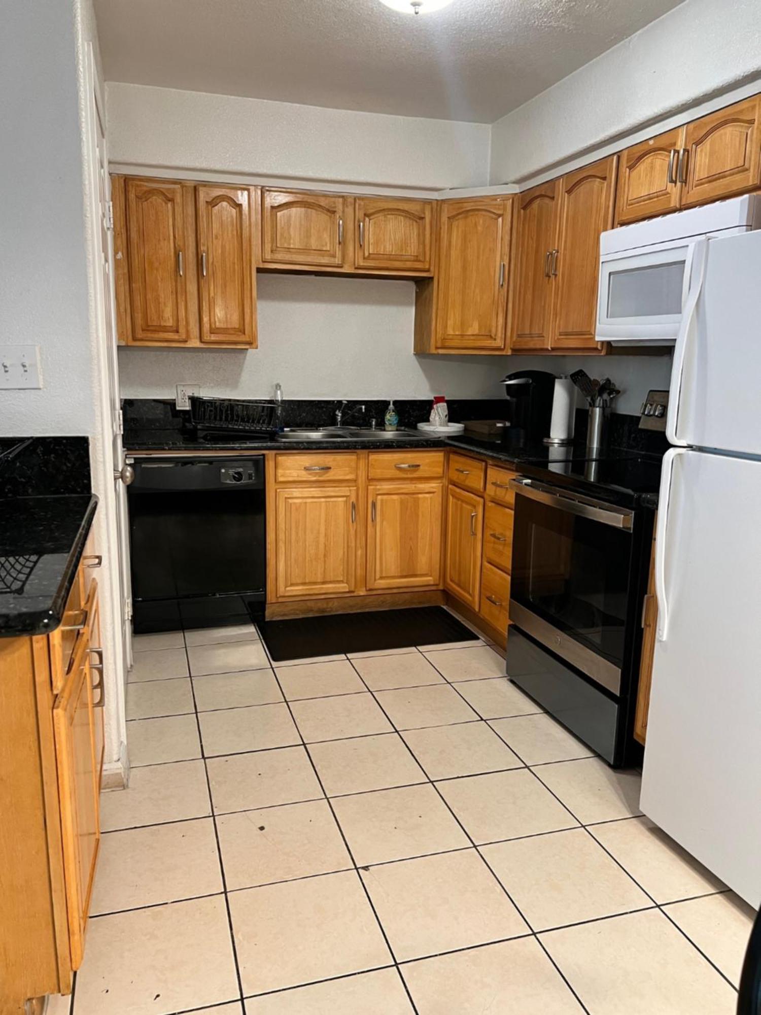Lovely 1Bed,1Bath Condo With Free Parking Fresno Eksteriør billede